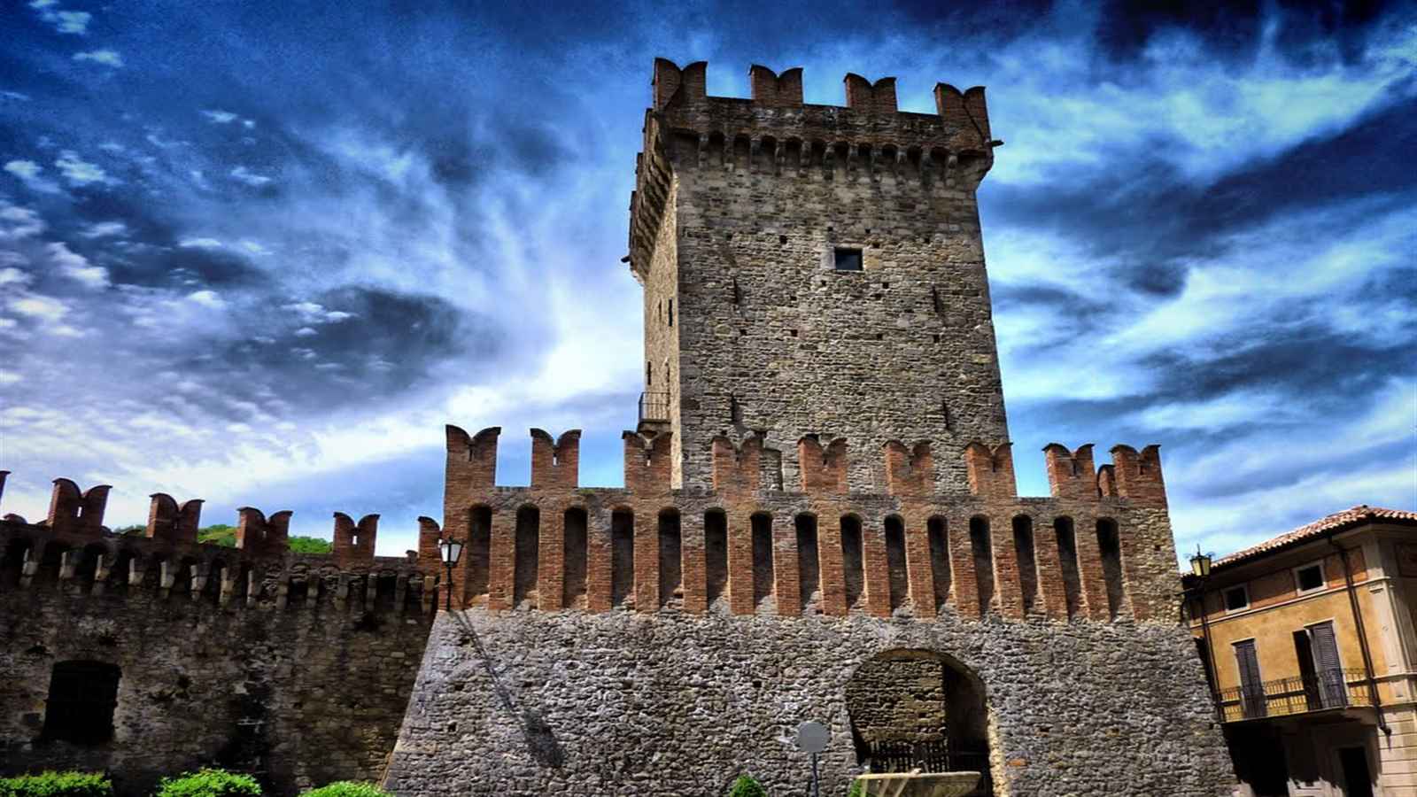 Team Building and Meeting Venue Mastio and Borgo of Vigoleno