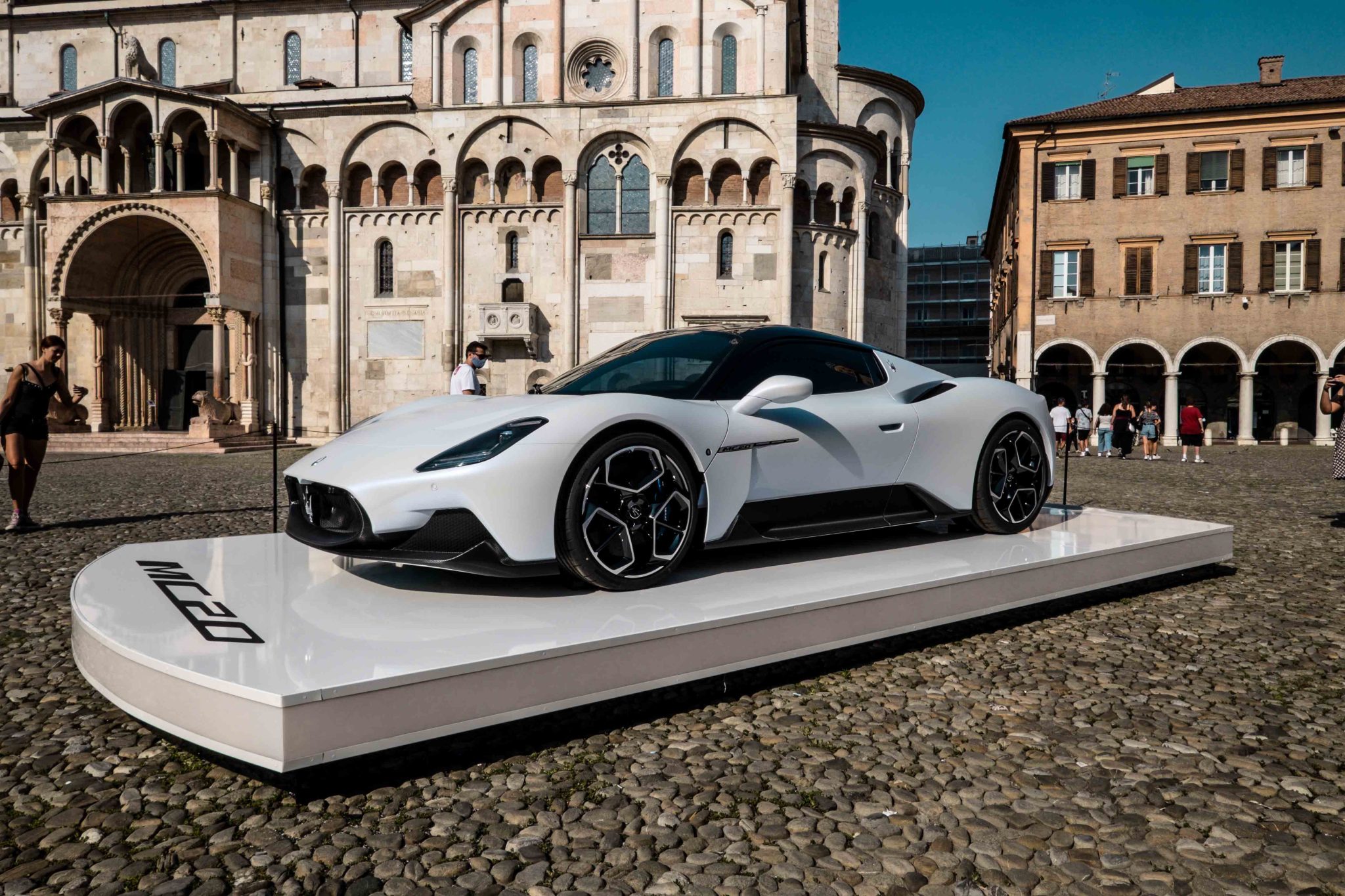 motor valley experience Modena to Bologna