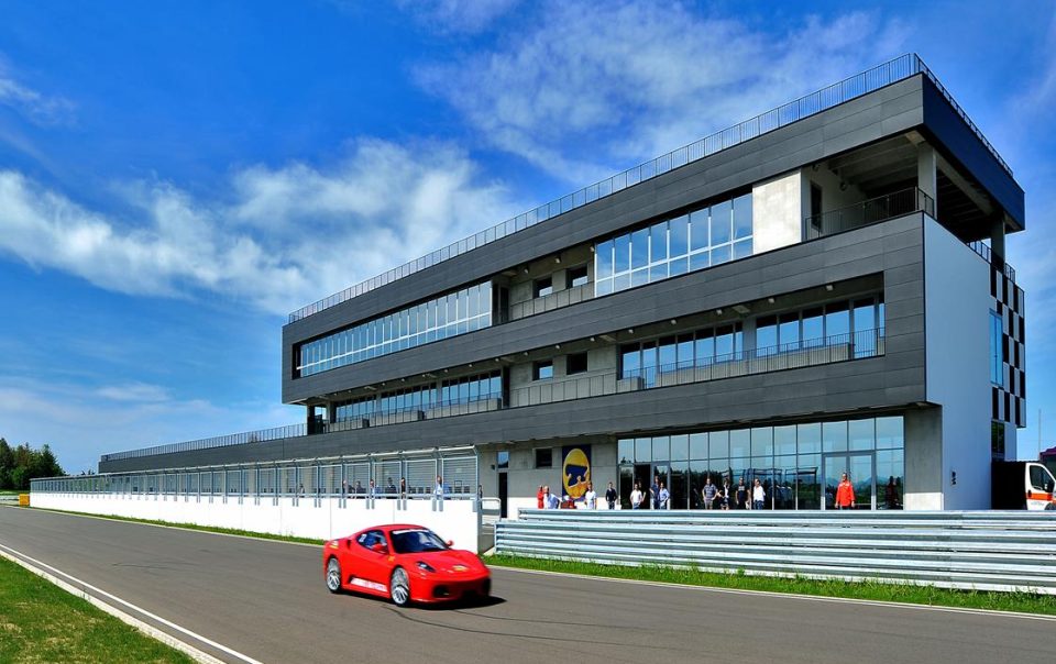 Forging Teams with Ferrari Test Drive
