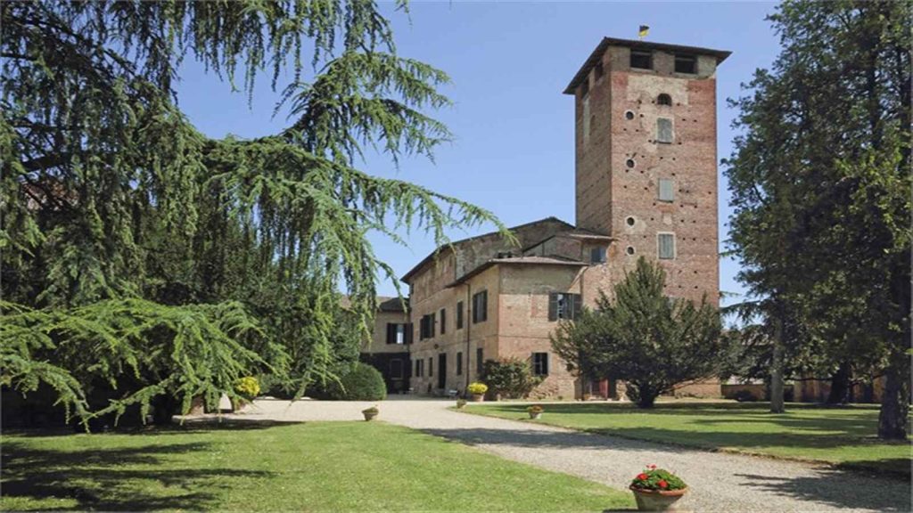 castle of sarmato meeting location business
