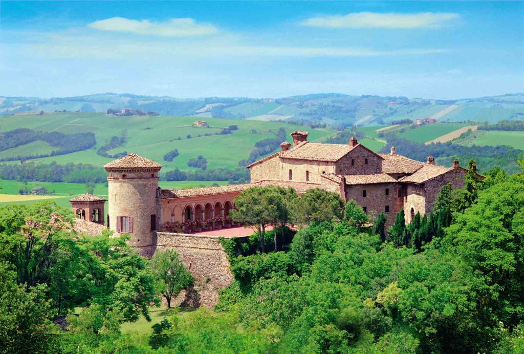 Castle of Scipione near milan business location7